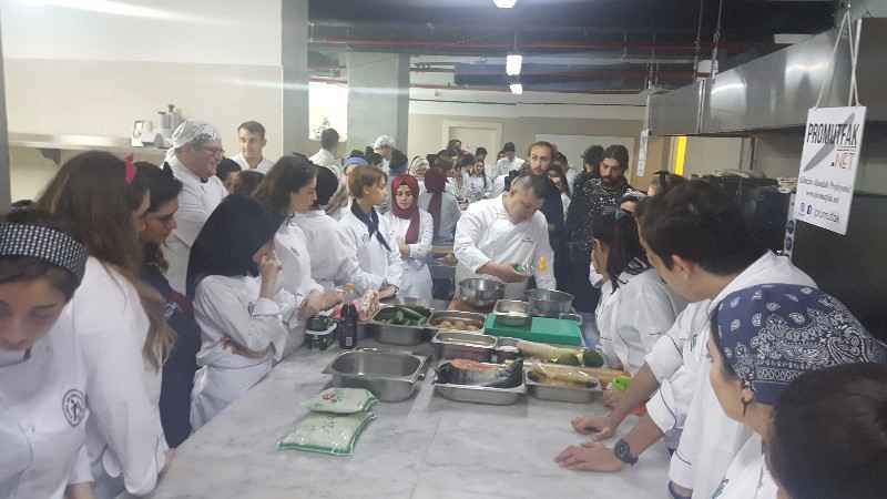 Chef Hasan Karabazar Ayvansaray Üniversitesi Sushi Workshop